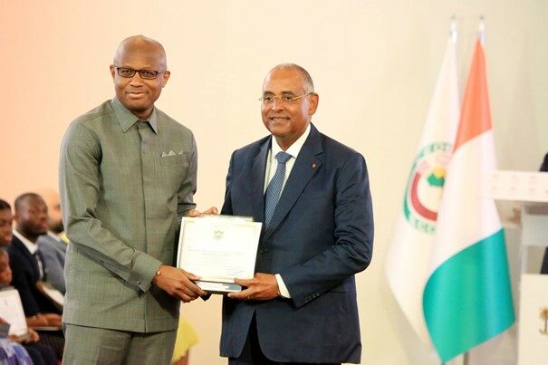 Monsieur El-Hassana KABA reçoit le Prix National de l’Excellence 2023